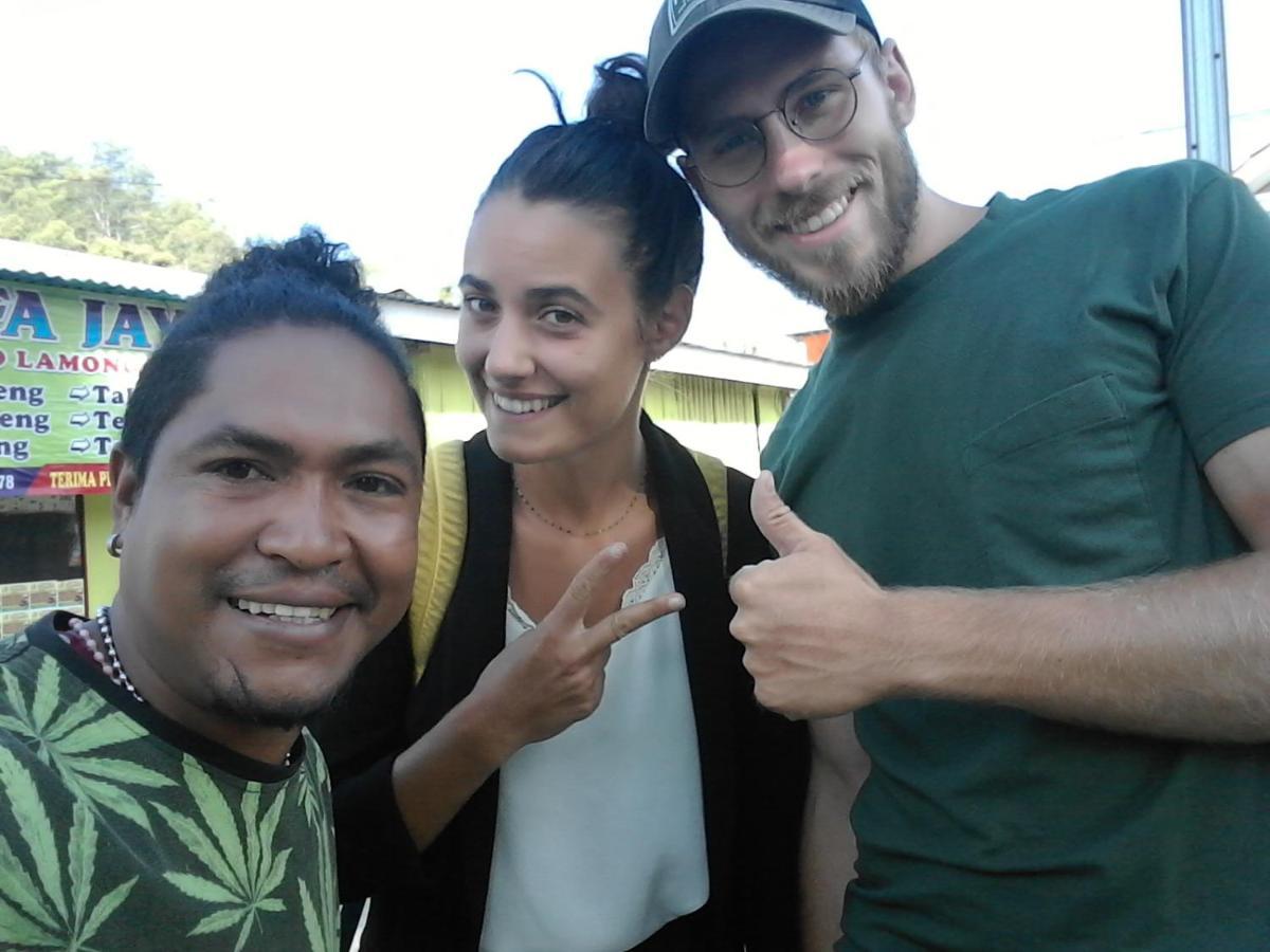 Kristian Homestay Bajawa Exterior photo